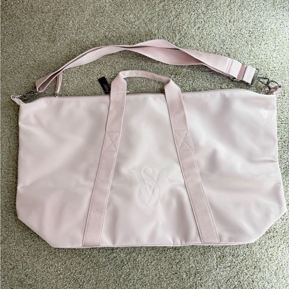 Victoria’s Secret Duffel Bag - Picture 4 of 6